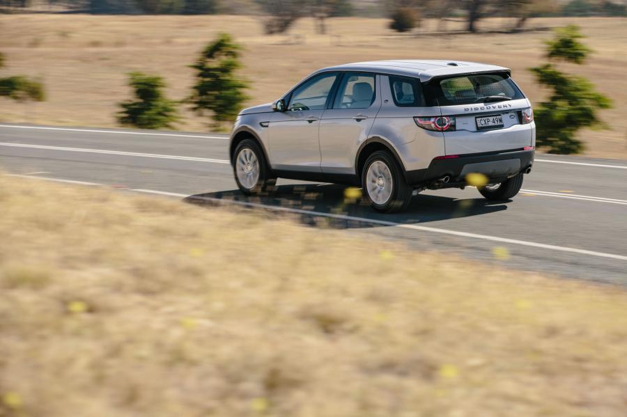  Land Rover Discovery Sport SE 2015 года  (AU) (фото 16 из 22)